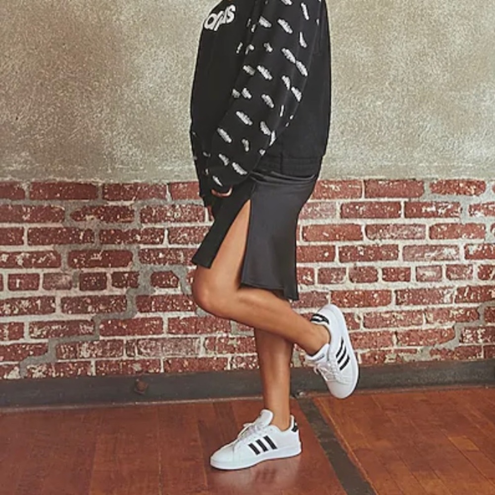 Adidas neocloud sneakers